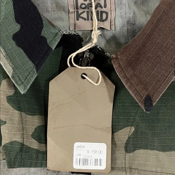 Camo Cropped Jacket - Picture 2 of 10